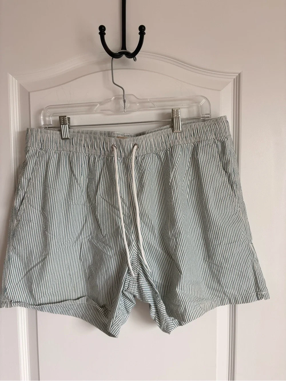 J. Crew Men's Striped Seersucker Drawstring swim trunks - Light Blue & White